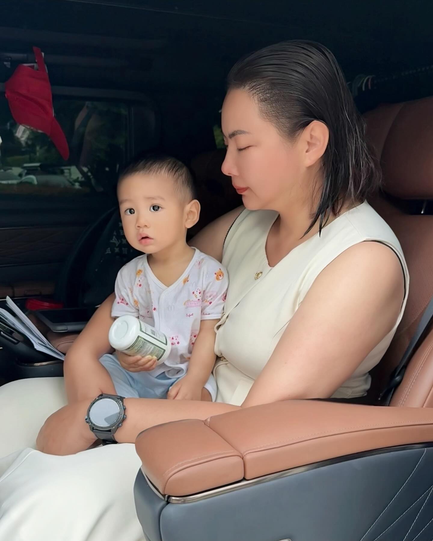 บุ๋ม - ปนัดดา วงศ์ผู้ดี