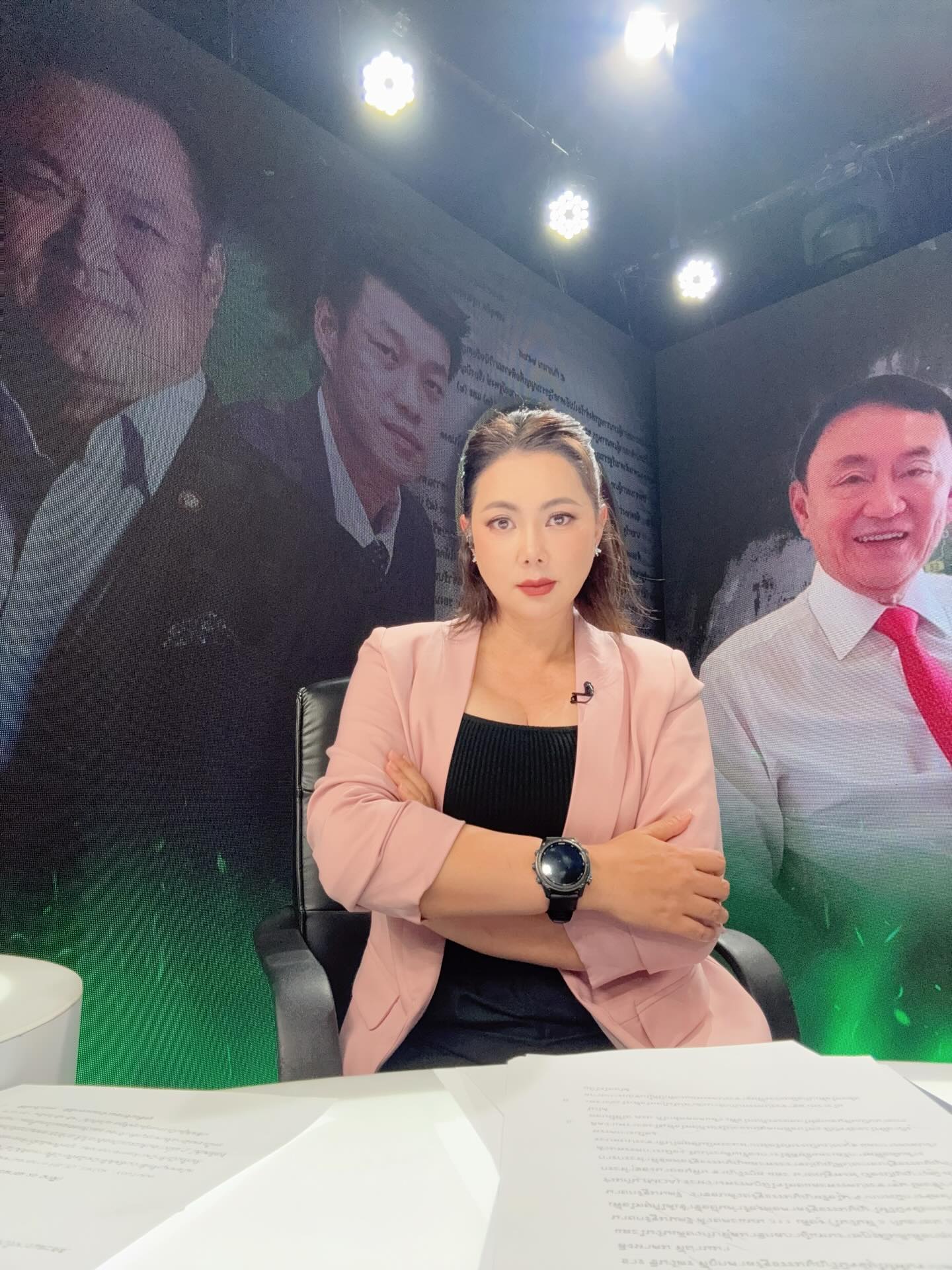 บุ๋ม - ปนัดดา วงศ์ผู้ดี