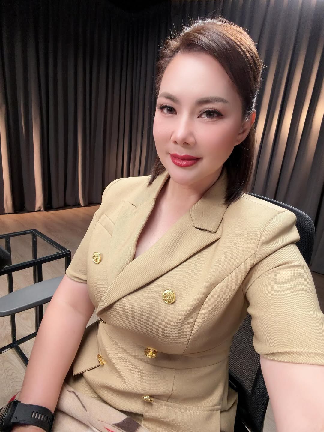 บุ๋ม - ปนัดดา วงศ์ผู้ดี