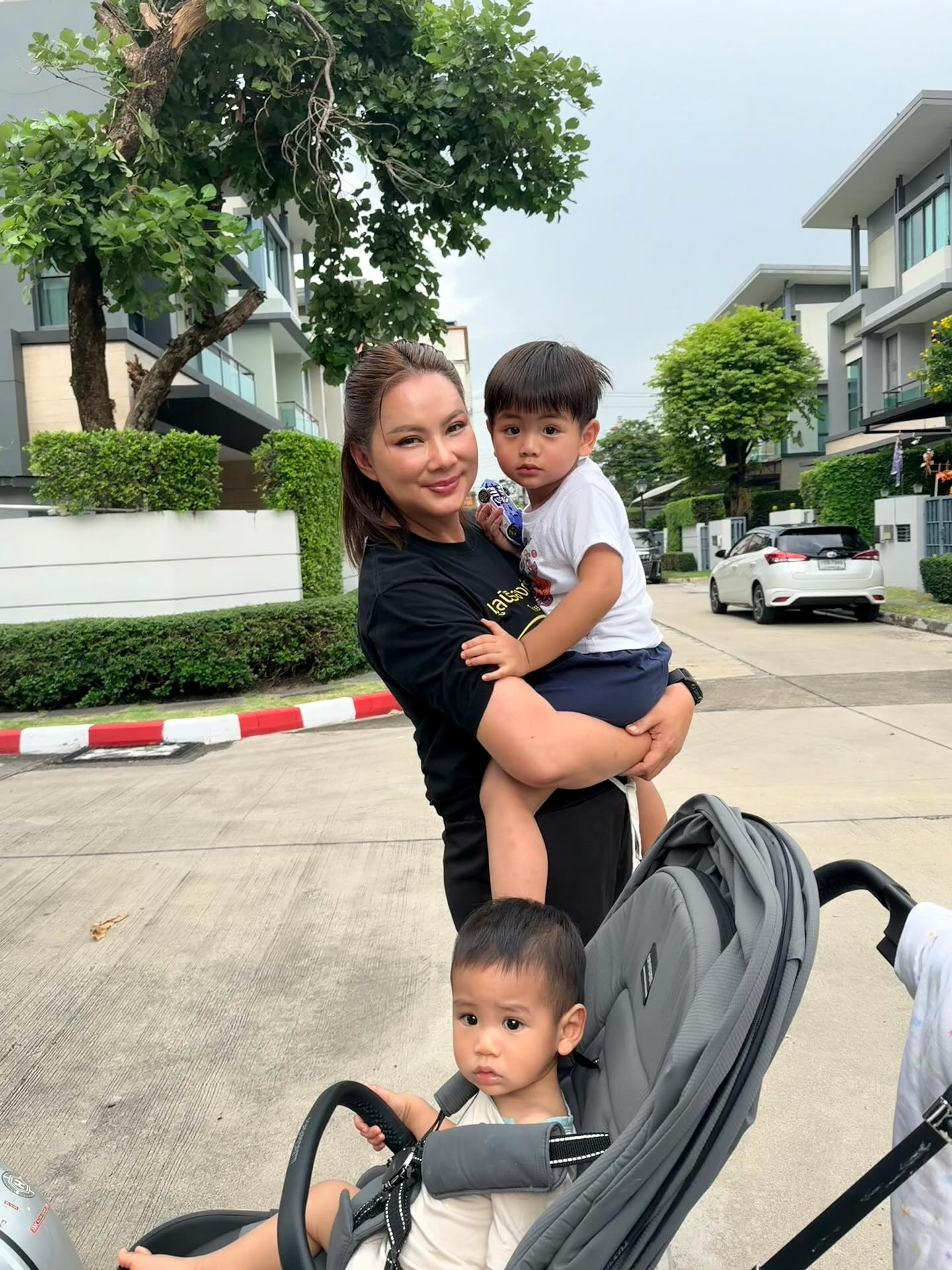 บุ๋ม - ปนัดดา วงศ์ผู้ดี