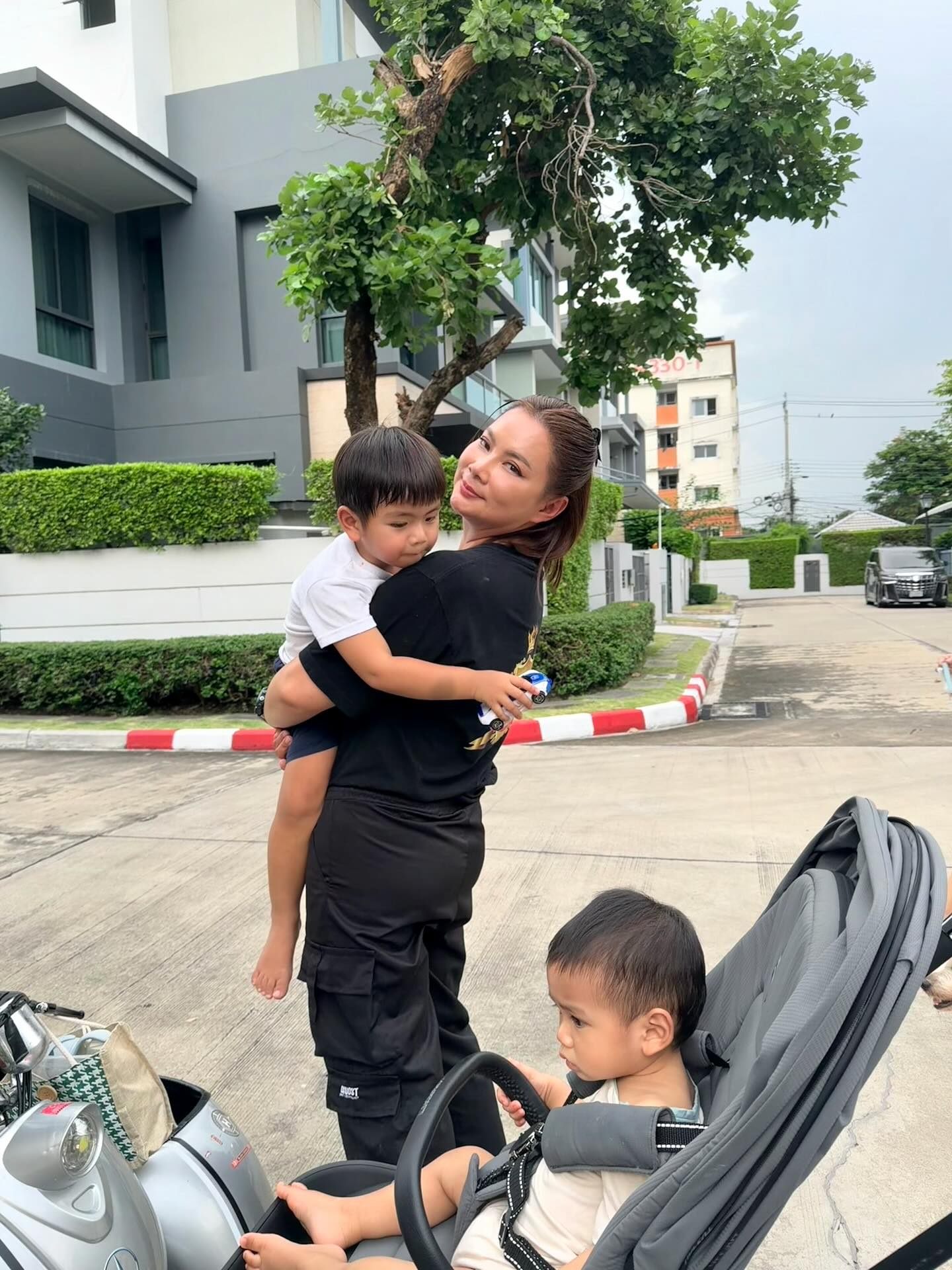 บุ๋ม - ปนัดดา วงศ์ผู้ดี