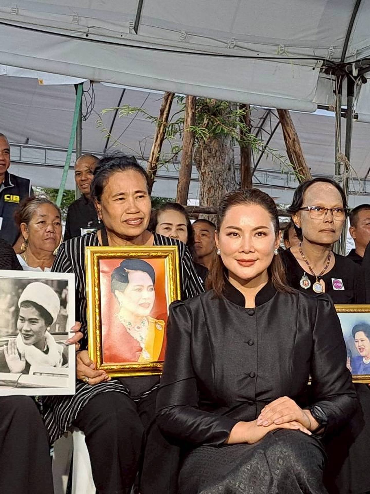 บุ๋ม - ปนัดดา วงศ์ผู้ดี