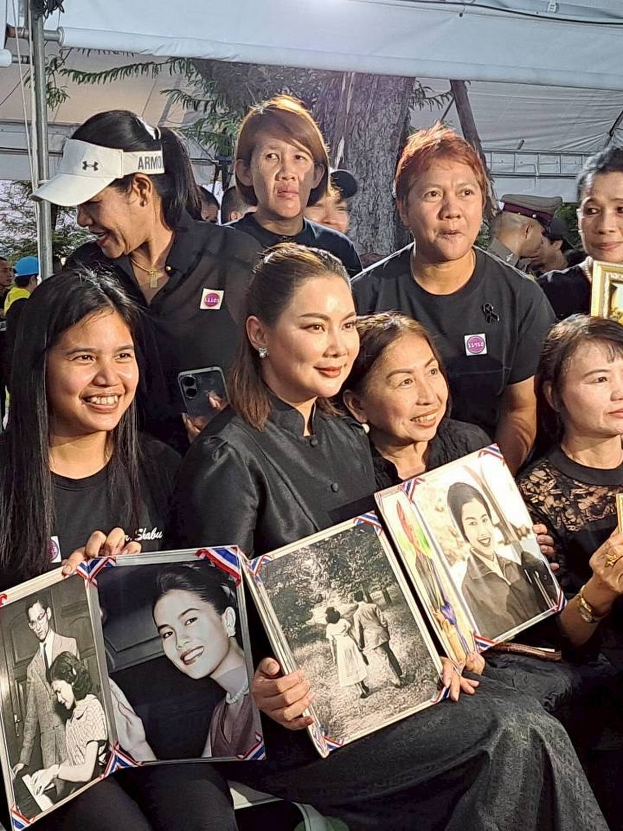 บุ๋ม - ปนัดดา วงศ์ผู้ดี