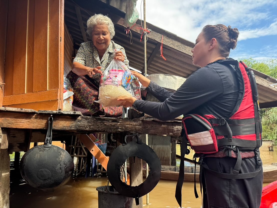 บุ๋ม - ปนัดดา วงศ์ผู้ดี