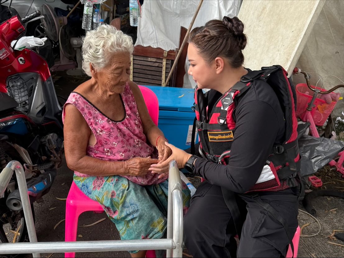 บุ๋ม - ปนัดดา วงศ์ผู้ดี