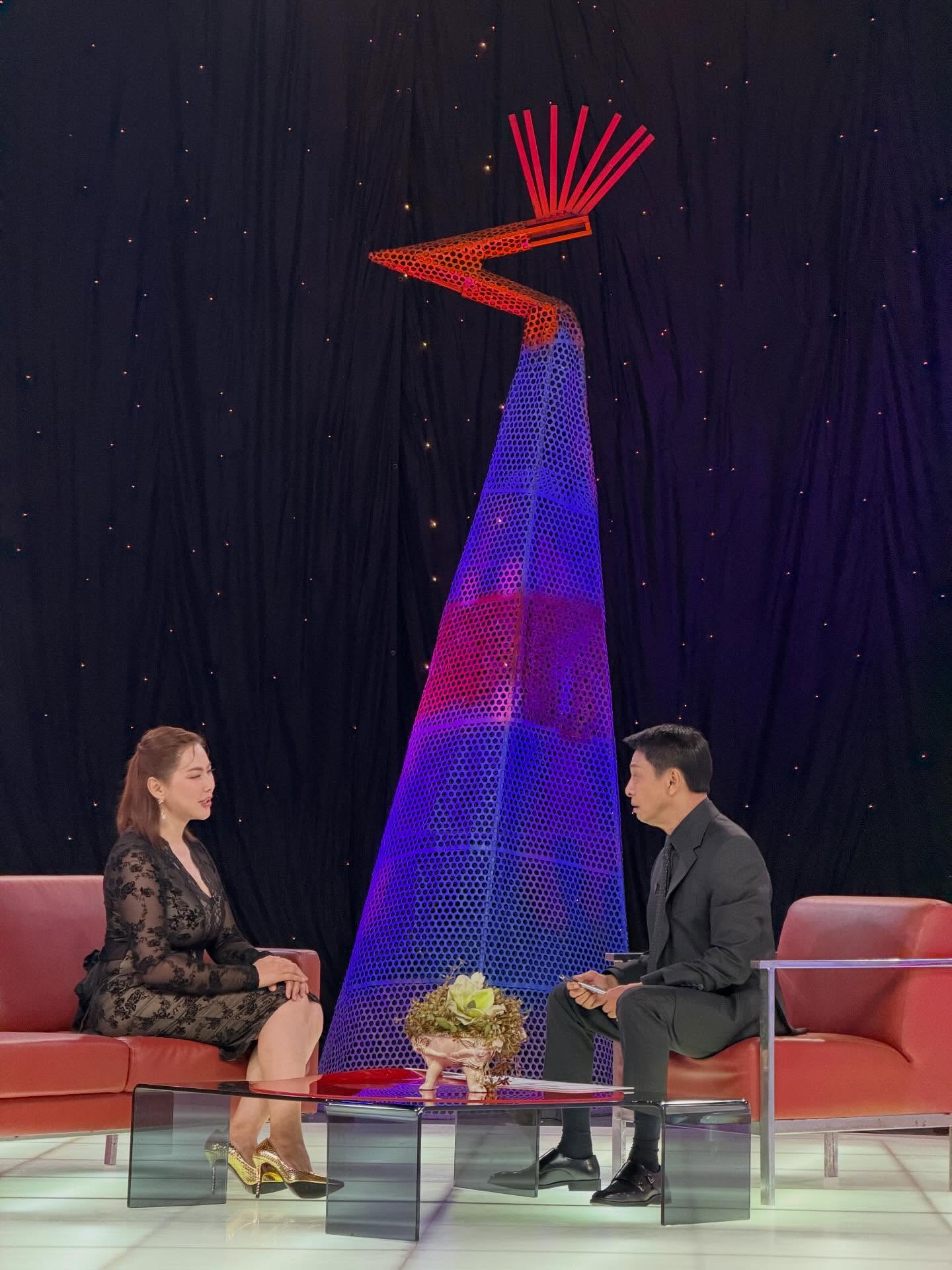 บุ๋ม - ปนัดดา วงศ์ผู้ดี