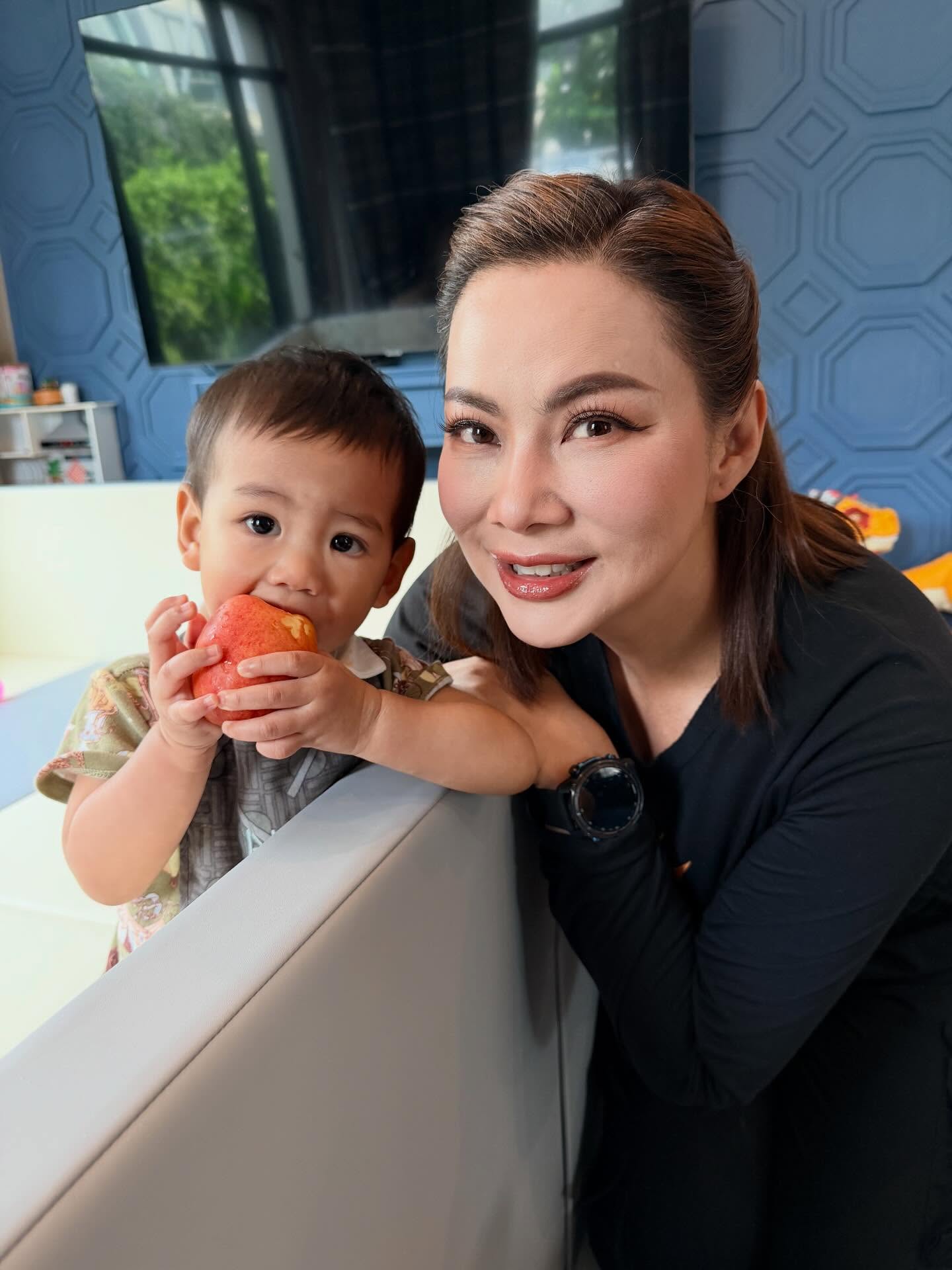 บุ๋ม - ปนัดดา วงศ์ผู้ดี