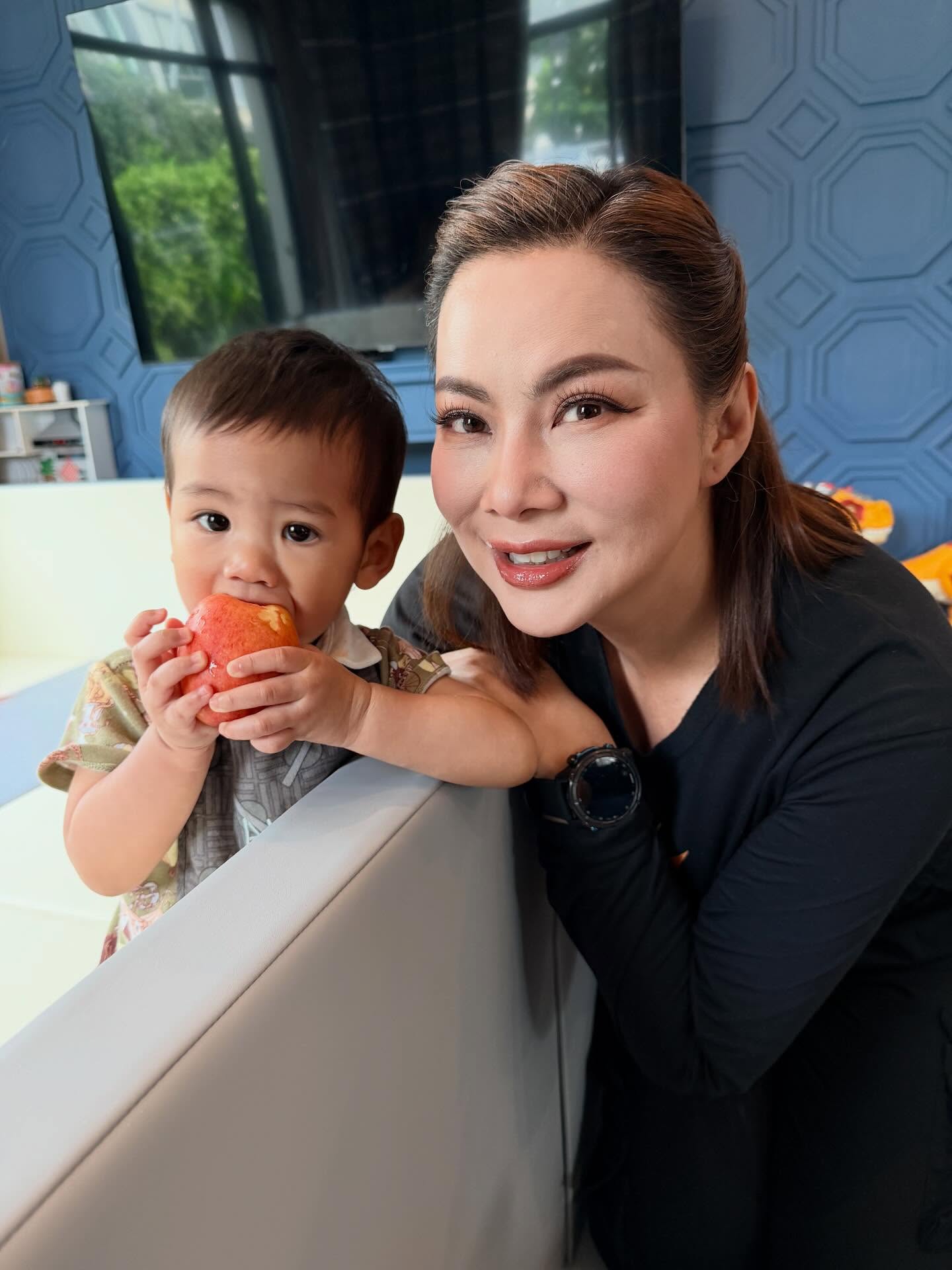 บุ๋ม - ปนัดดา วงศ์ผู้ดี