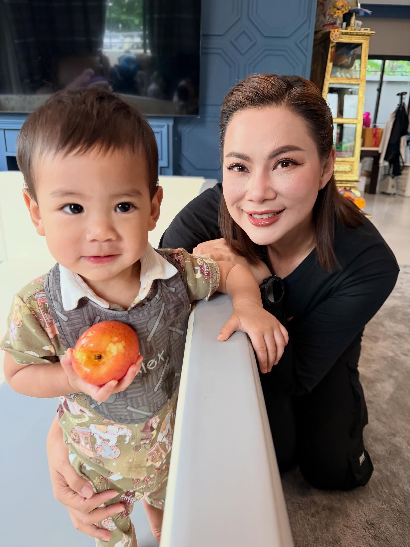 บุ๋ม - ปนัดดา วงศ์ผู้ดี