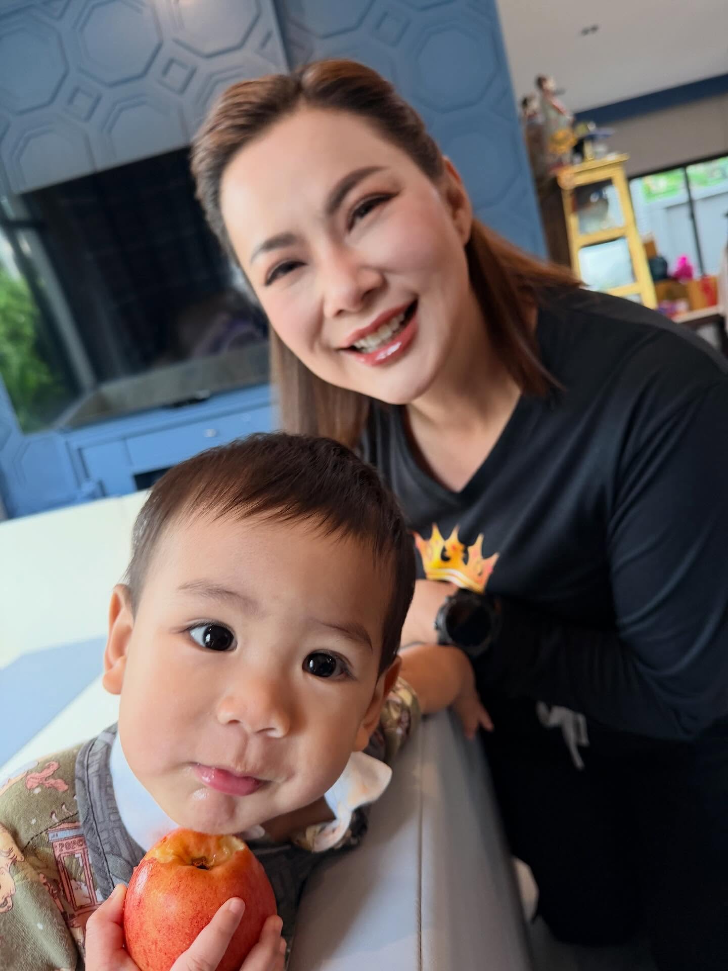 บุ๋ม - ปนัดดา วงศ์ผู้ดี