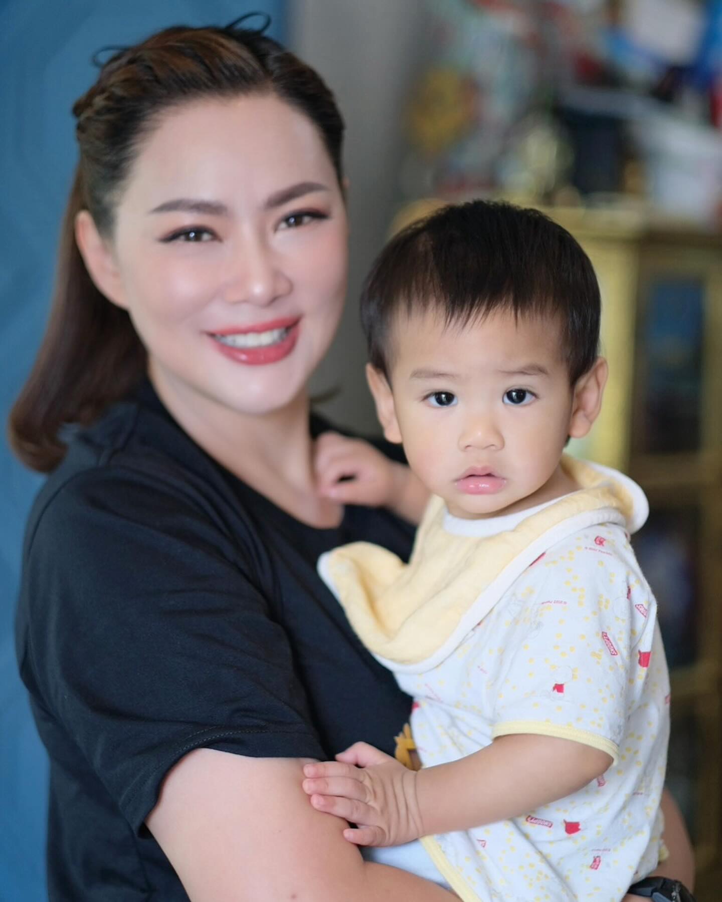 บุ๋ม - ปนัดดา วงศ์ผู้ดี