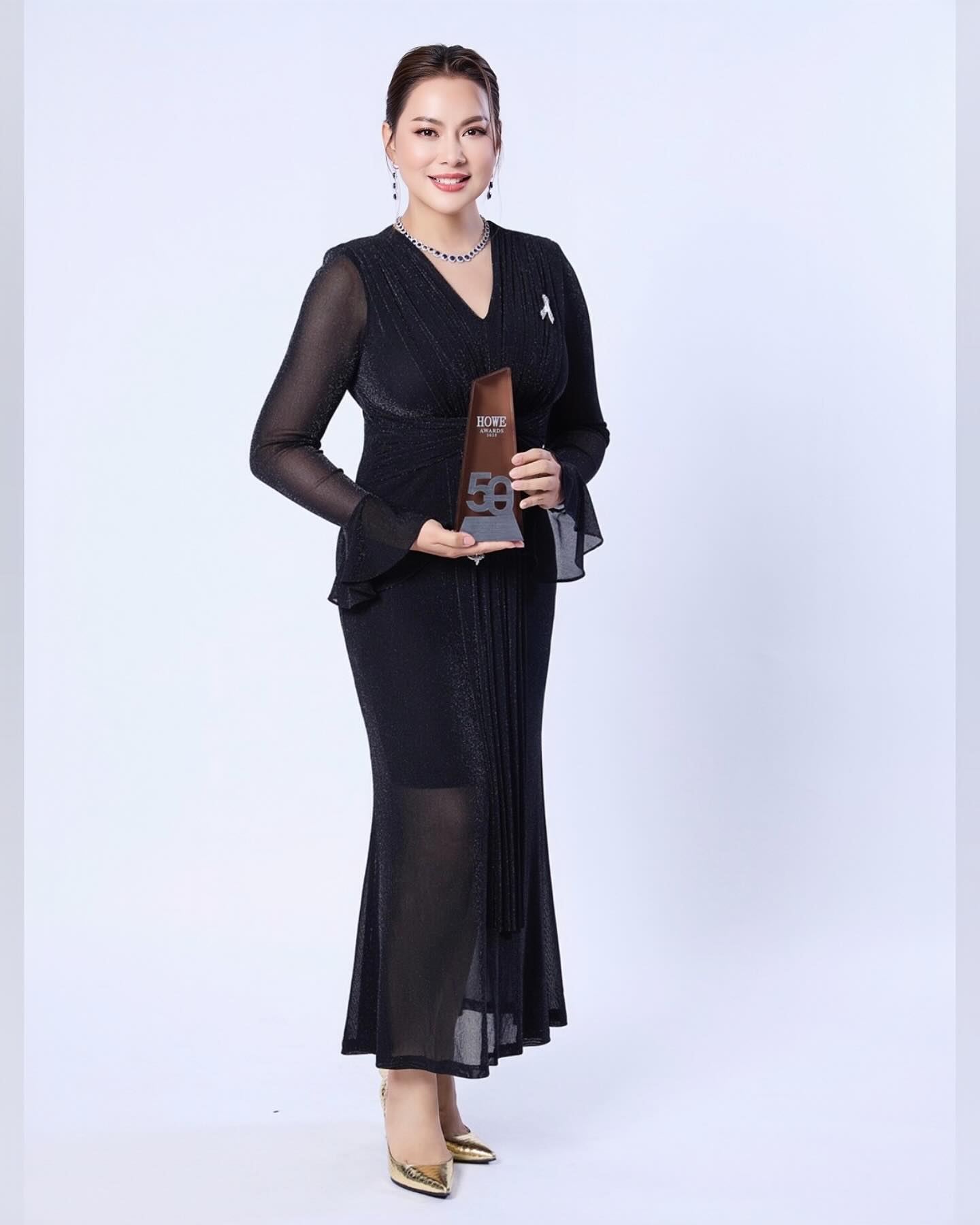 บุ๋ม - ปนัดดา วงศ์ผู้ดี