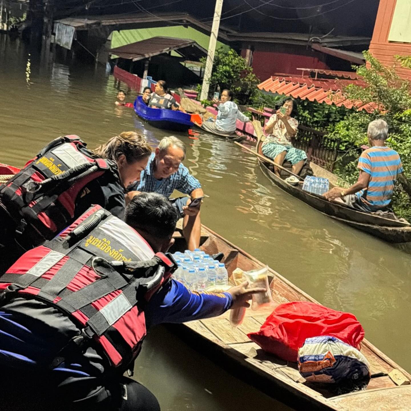 บุ๋ม - ปนัดดา วงศ์ผู้ดี