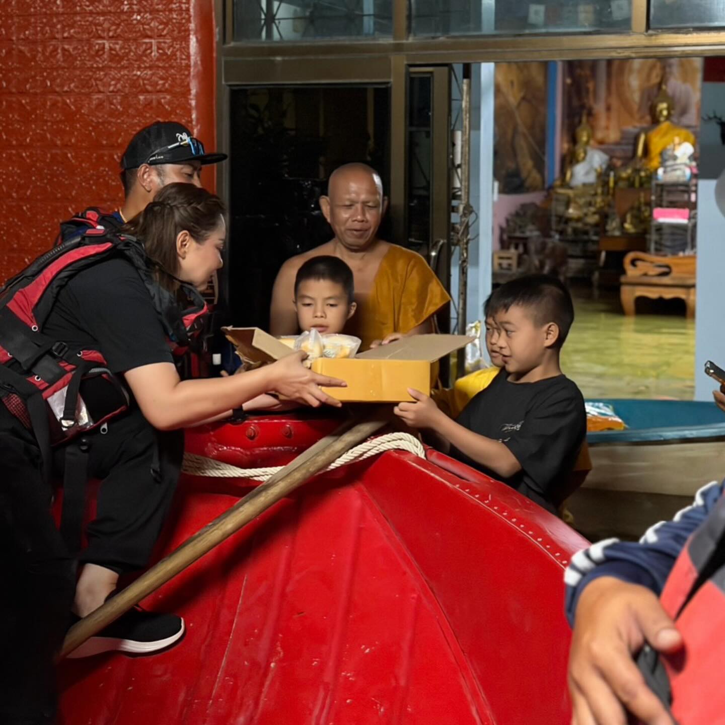 บุ๋ม - ปนัดดา วงศ์ผู้ดี