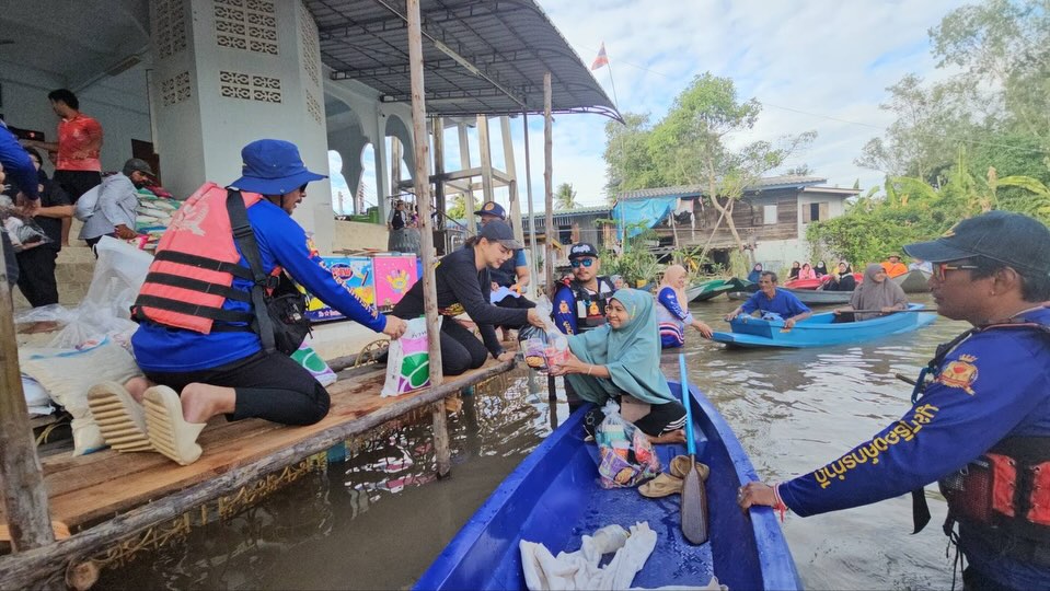 บุ๋ม - ปนัดดา วงศ์ผู้ดี