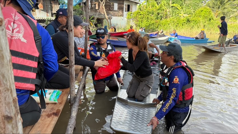 บุ๋ม - ปนัดดา วงศ์ผู้ดี