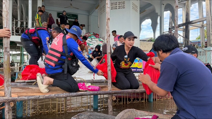 บุ๋ม - ปนัดดา วงศ์ผู้ดี