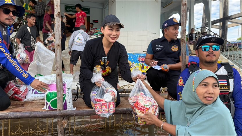 บุ๋ม - ปนัดดา วงศ์ผู้ดี