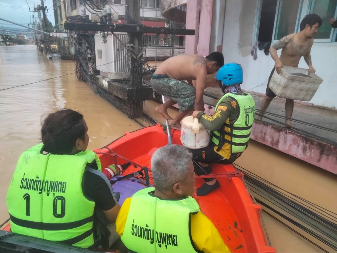 บุ๋ม - ปนัดดา วงศ์ผู้ดี