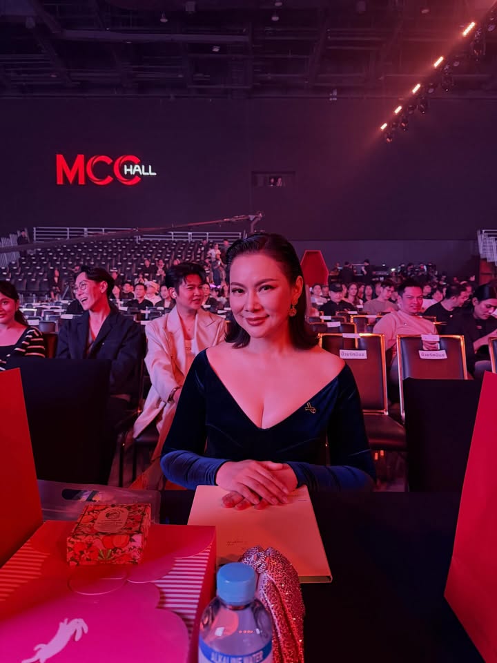 บุ๋ม - ปนัดดา วงศ์ผู้ดี