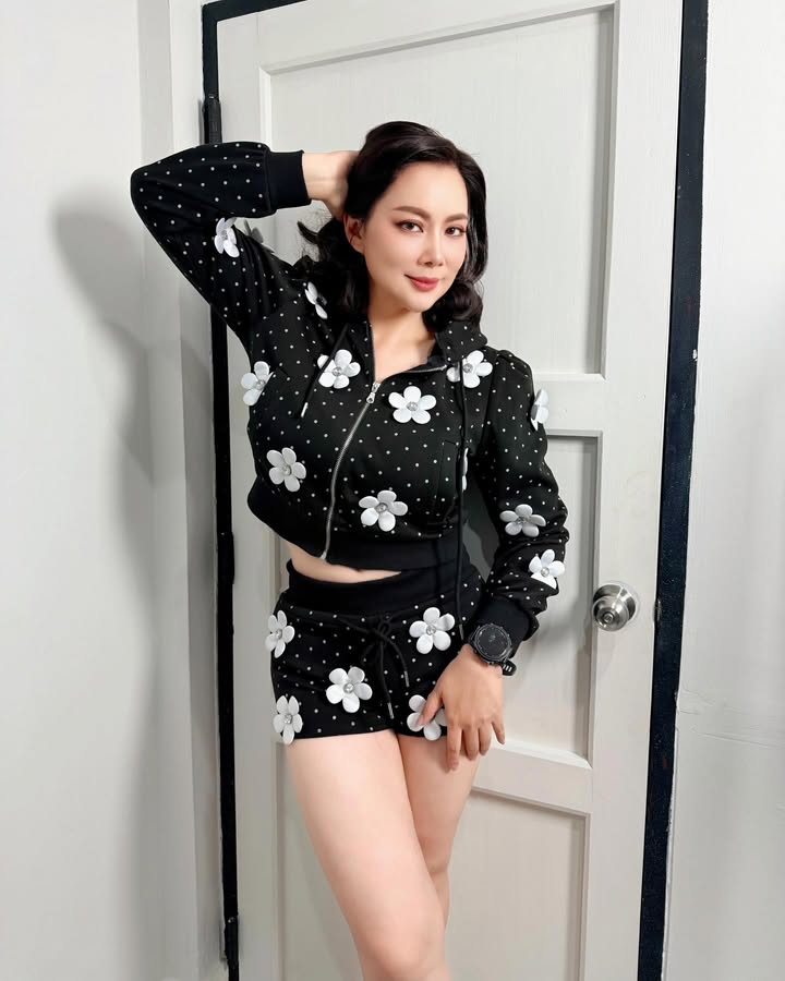 บุ๋ม - ปนัดดา วงศ์ผู้ดี