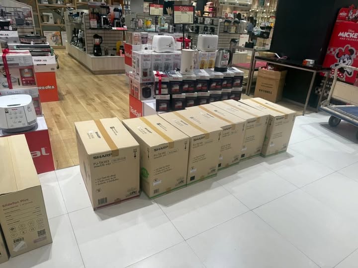 บุ๋ม - ปนัดดา วงศ์ผู้ดี