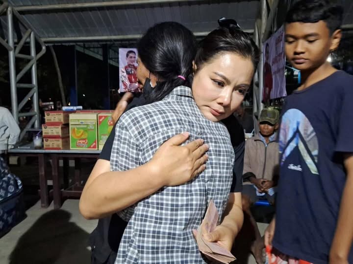 บุ๋ม - ปนัดดา วงศ์ผู้ดี