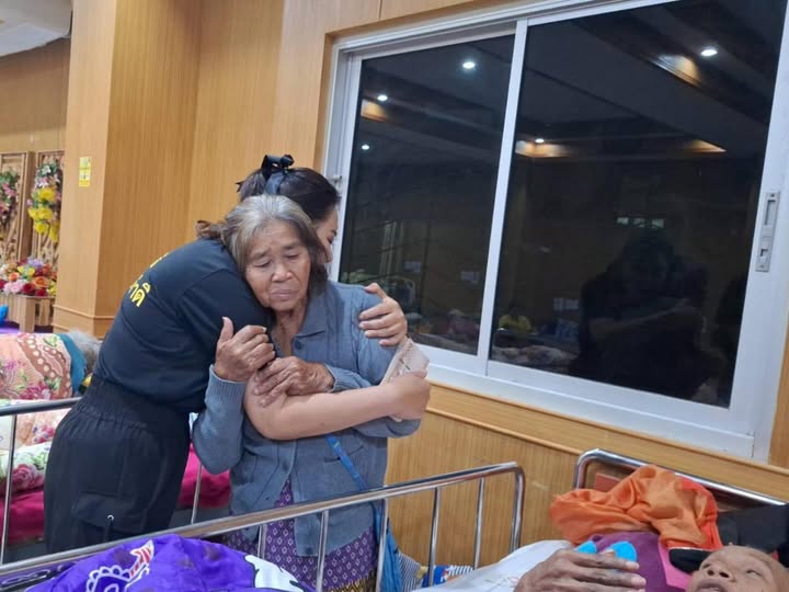 บุ๋ม - ปนัดดา วงศ์ผู้ดี