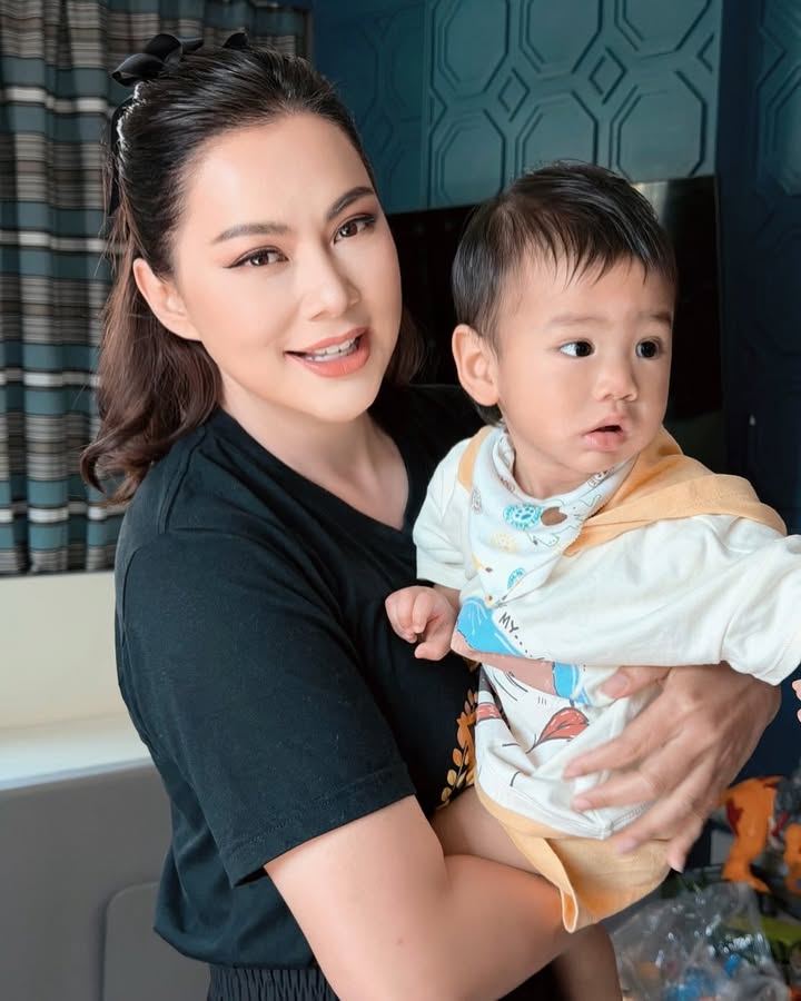 บุ๋ม - ปนัดดา วงศ์ผู้ดี