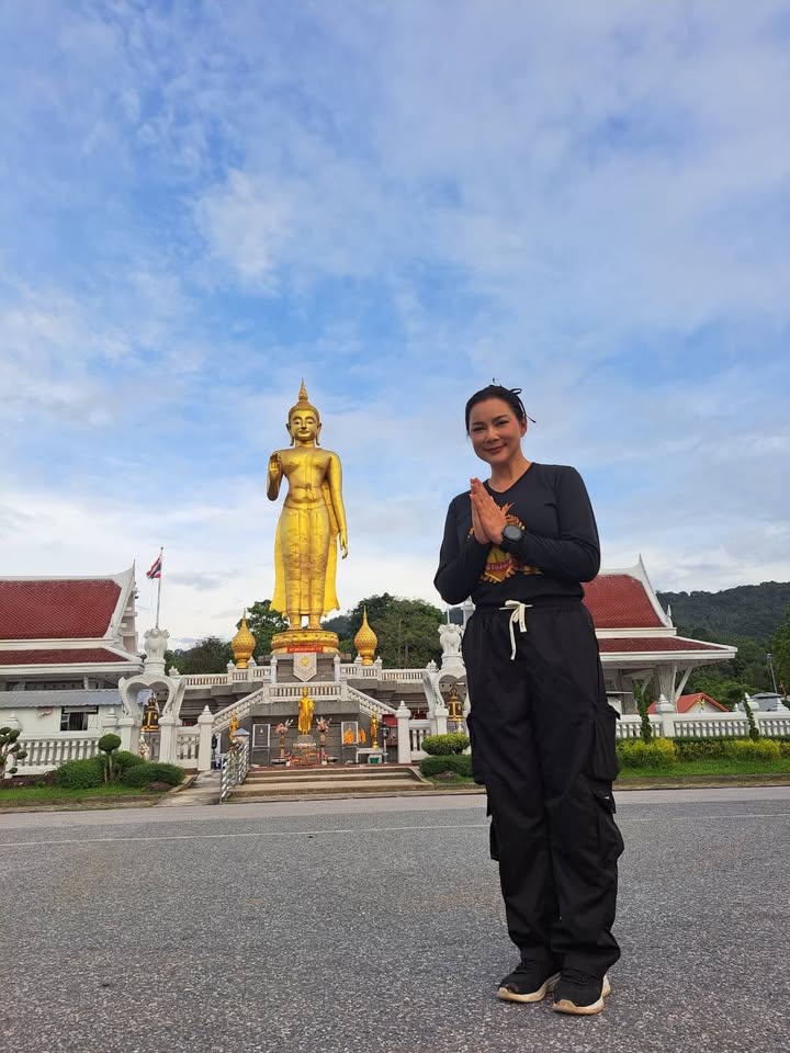 บุ๋ม - ปนัดดา วงศ์ผู้ดี