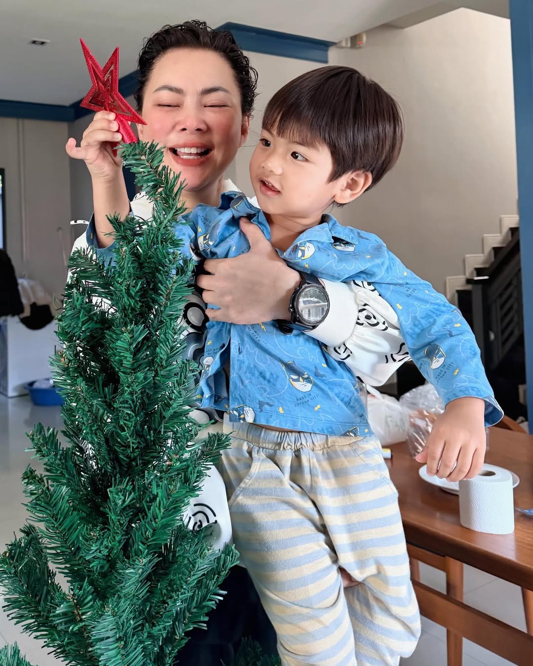 บุ๋ม - ปนัดดา วงศ์ผู้ดี