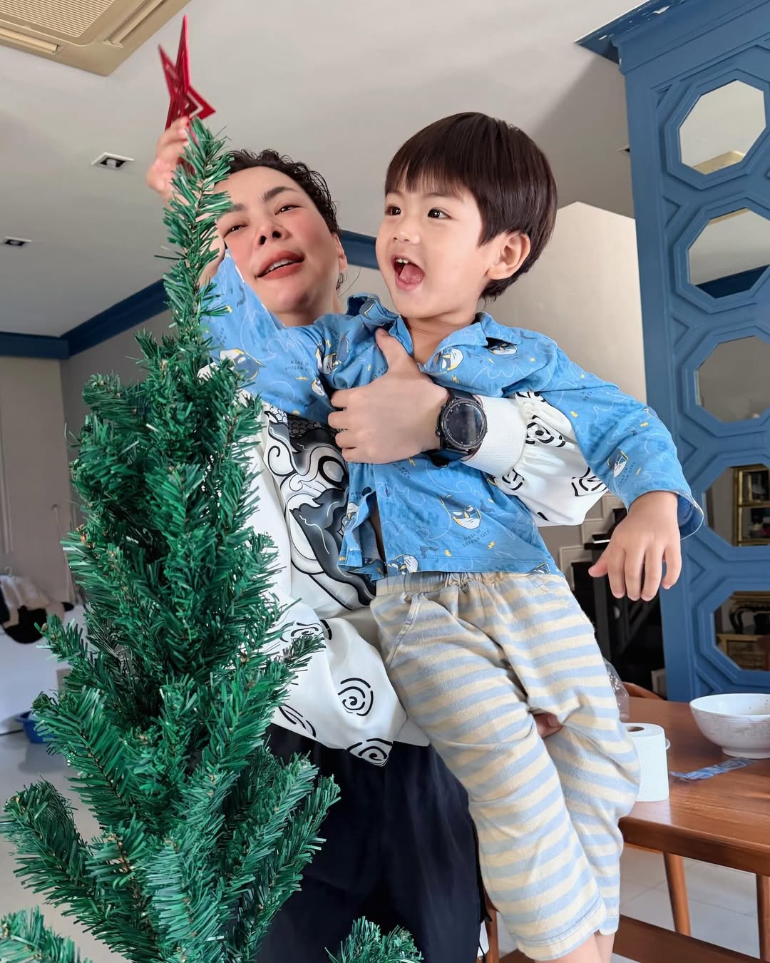 บุ๋ม - ปนัดดา วงศ์ผู้ดี