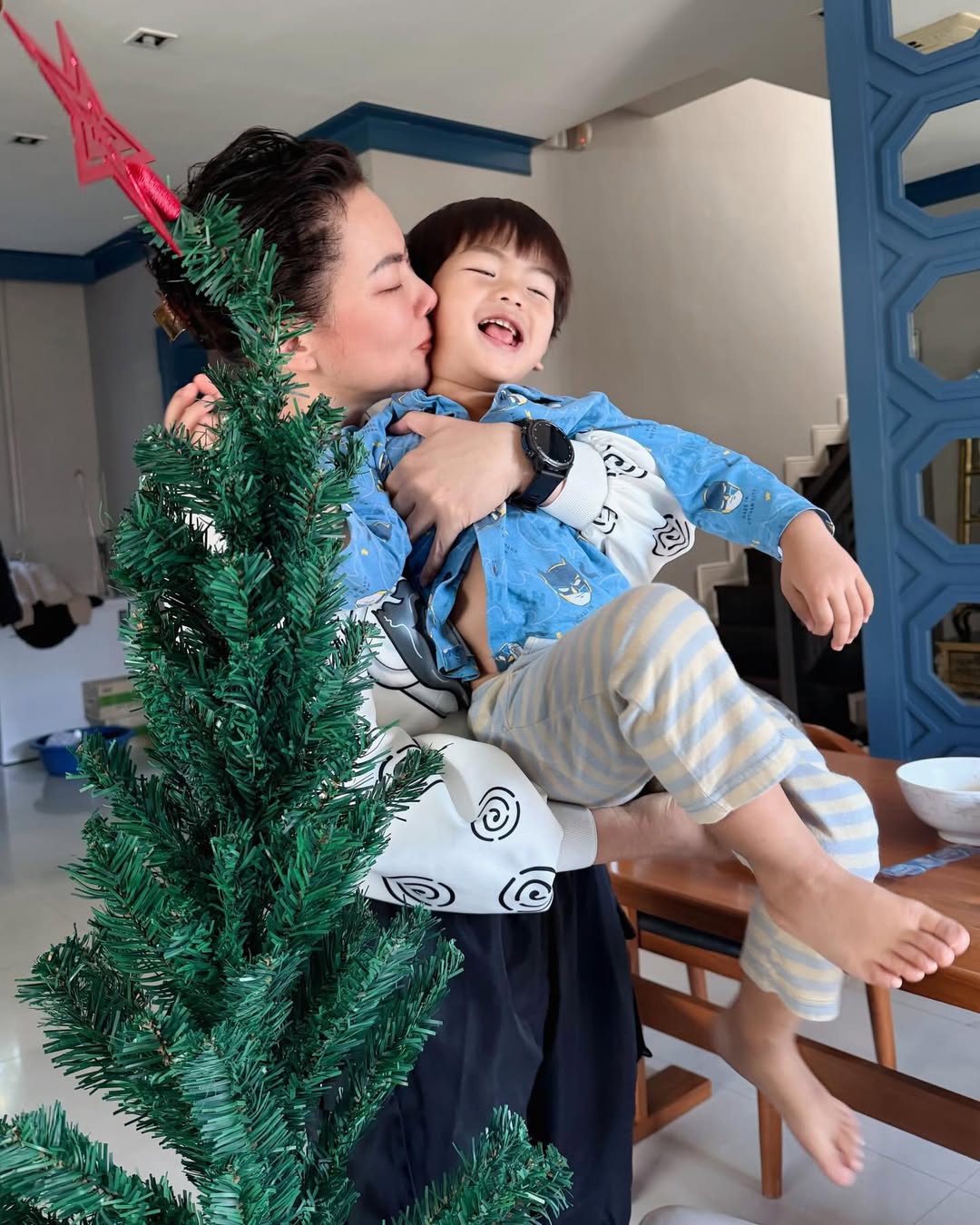 บุ๋ม - ปนัดดา วงศ์ผู้ดี