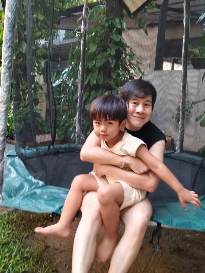 บุ๋ม - ปนัดดา วงศ์ผู้ดี