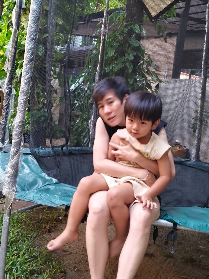 บุ๋ม - ปนัดดา วงศ์ผู้ดี