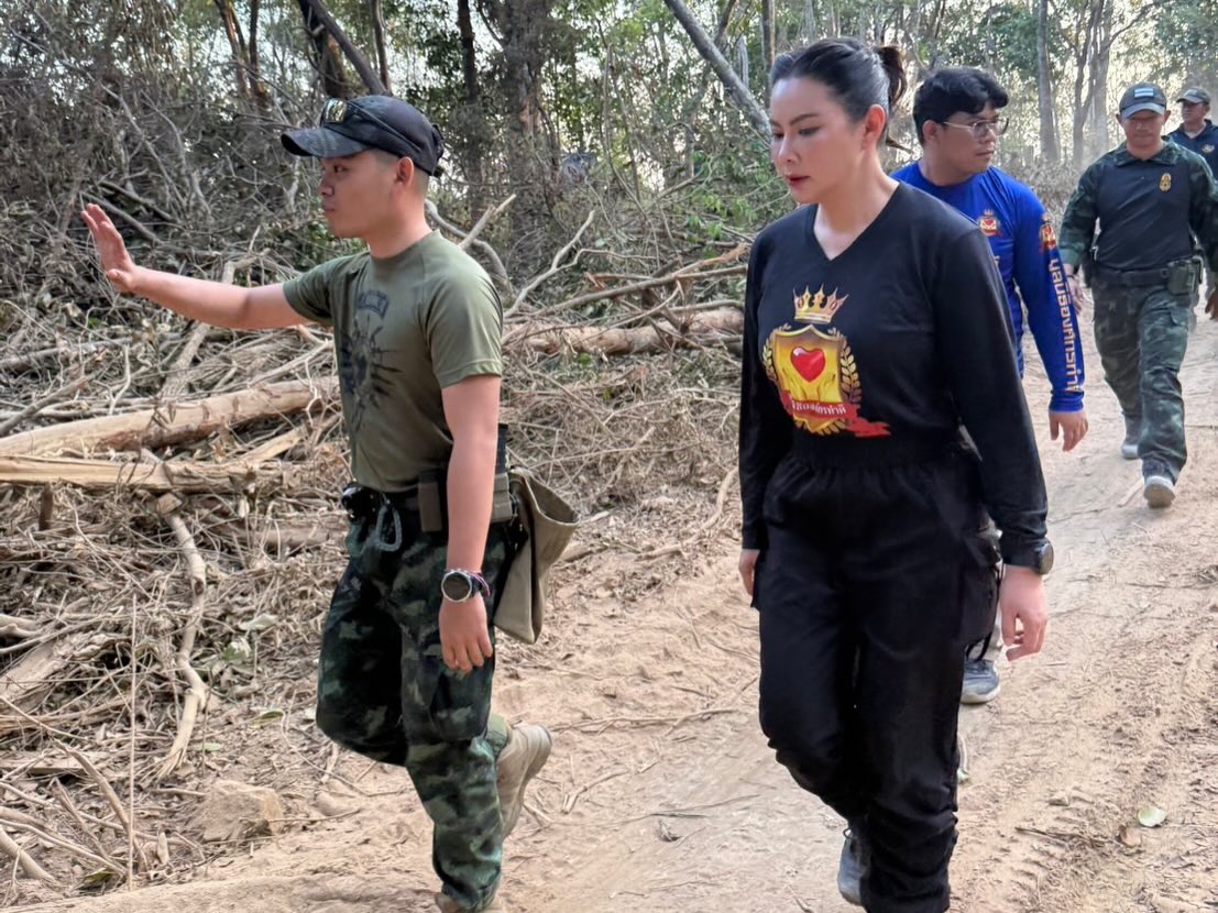 บุ๋ม - ปนัดดา วงศ์ผู้ดี