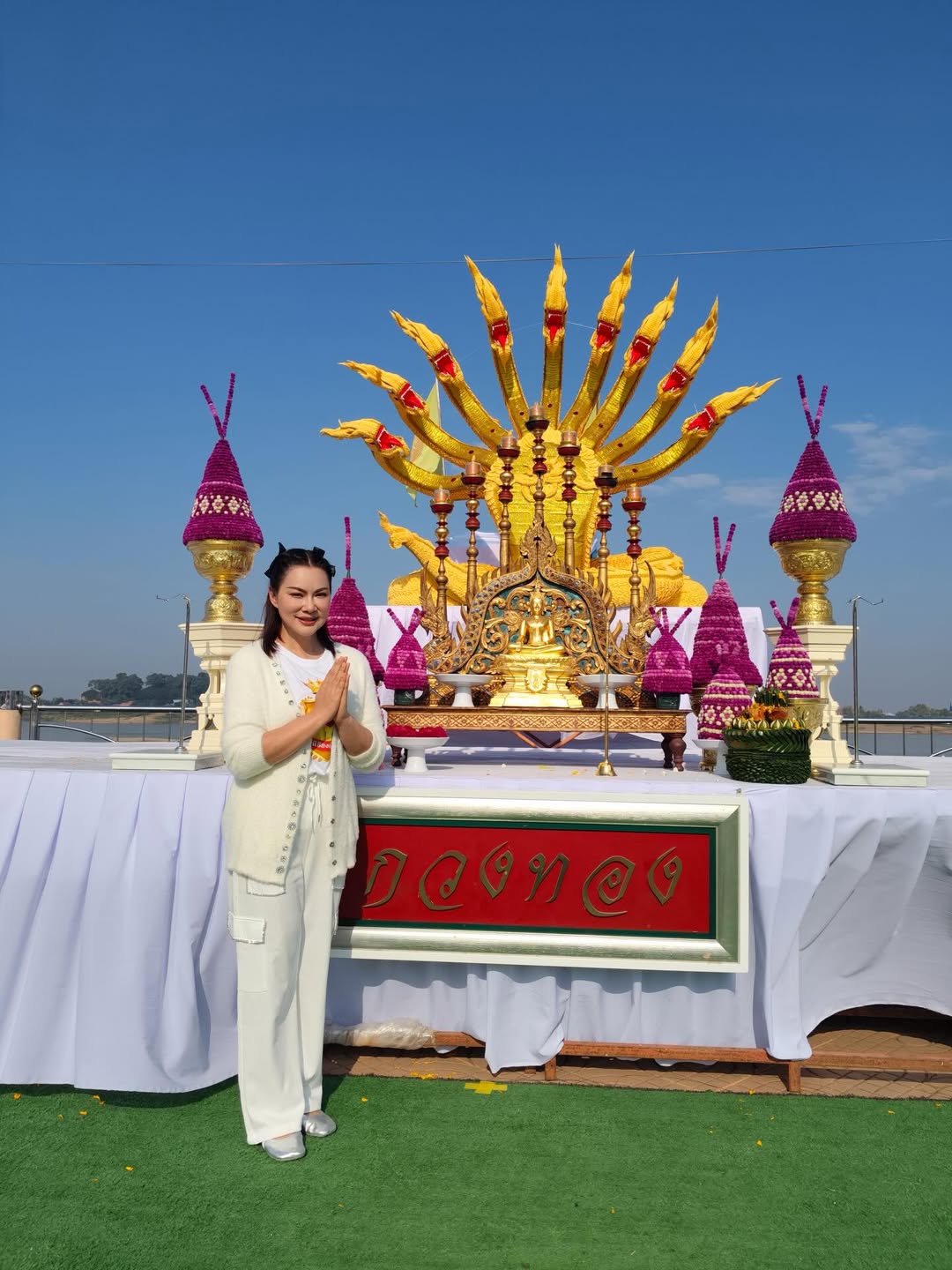 บุ๋ม - ปนัดดา วงศ์ผู้ดี