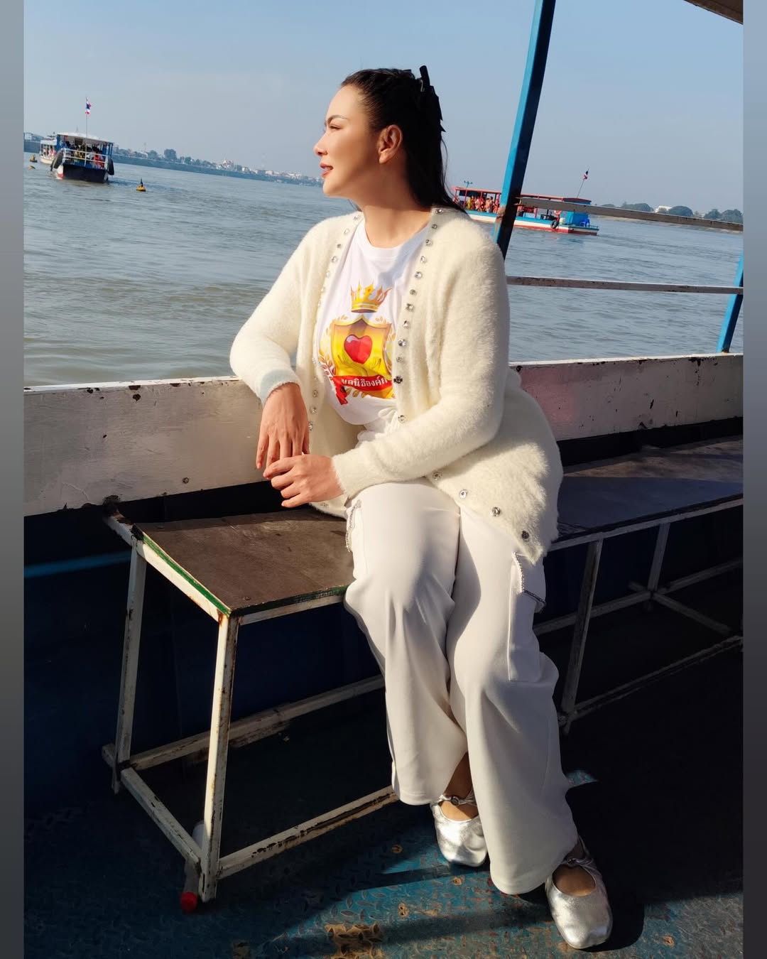 บุ๋ม - ปนัดดา วงศ์ผู้ดี