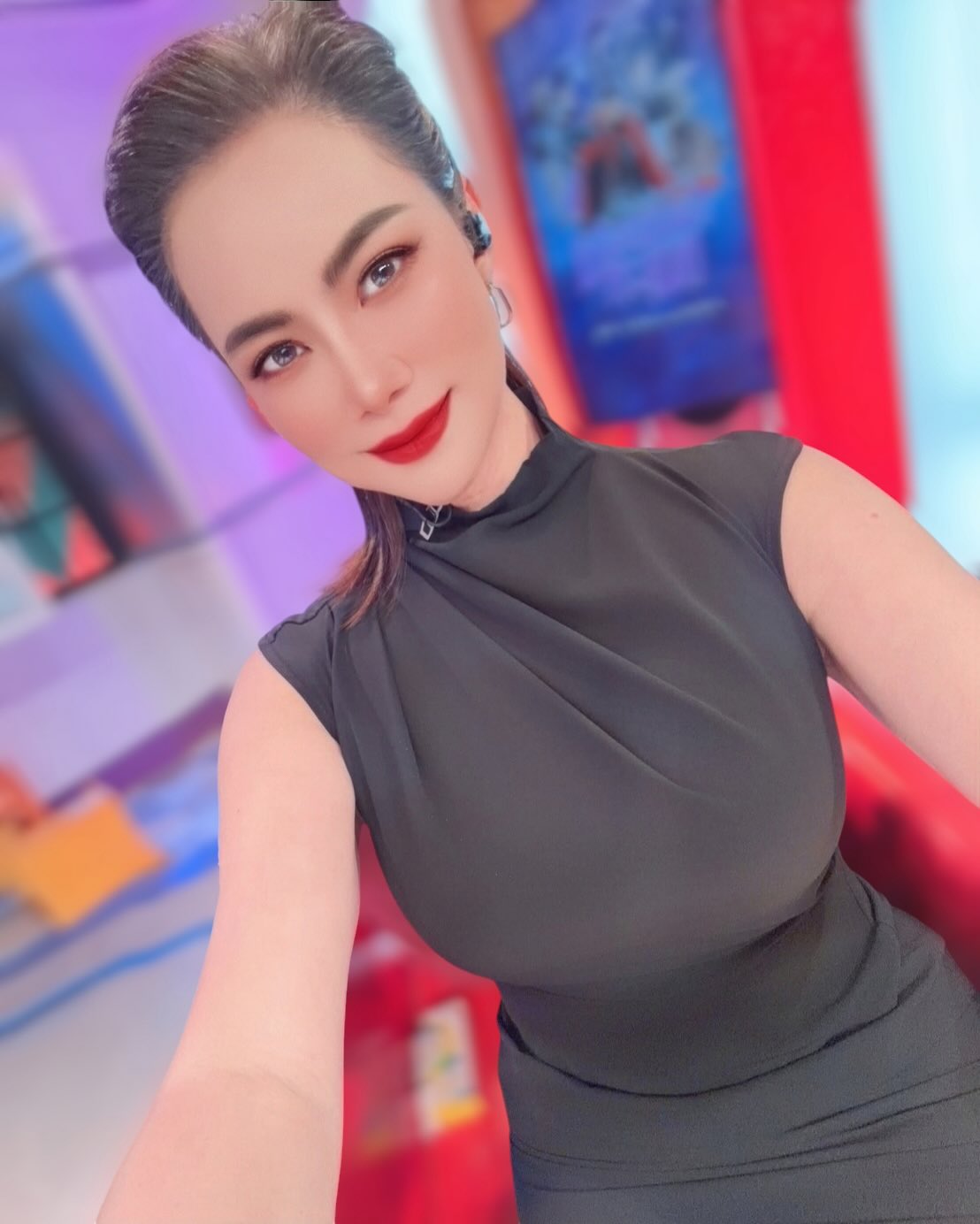 บุ๋ม - ปนัดดา วงศ์ผู้ดี