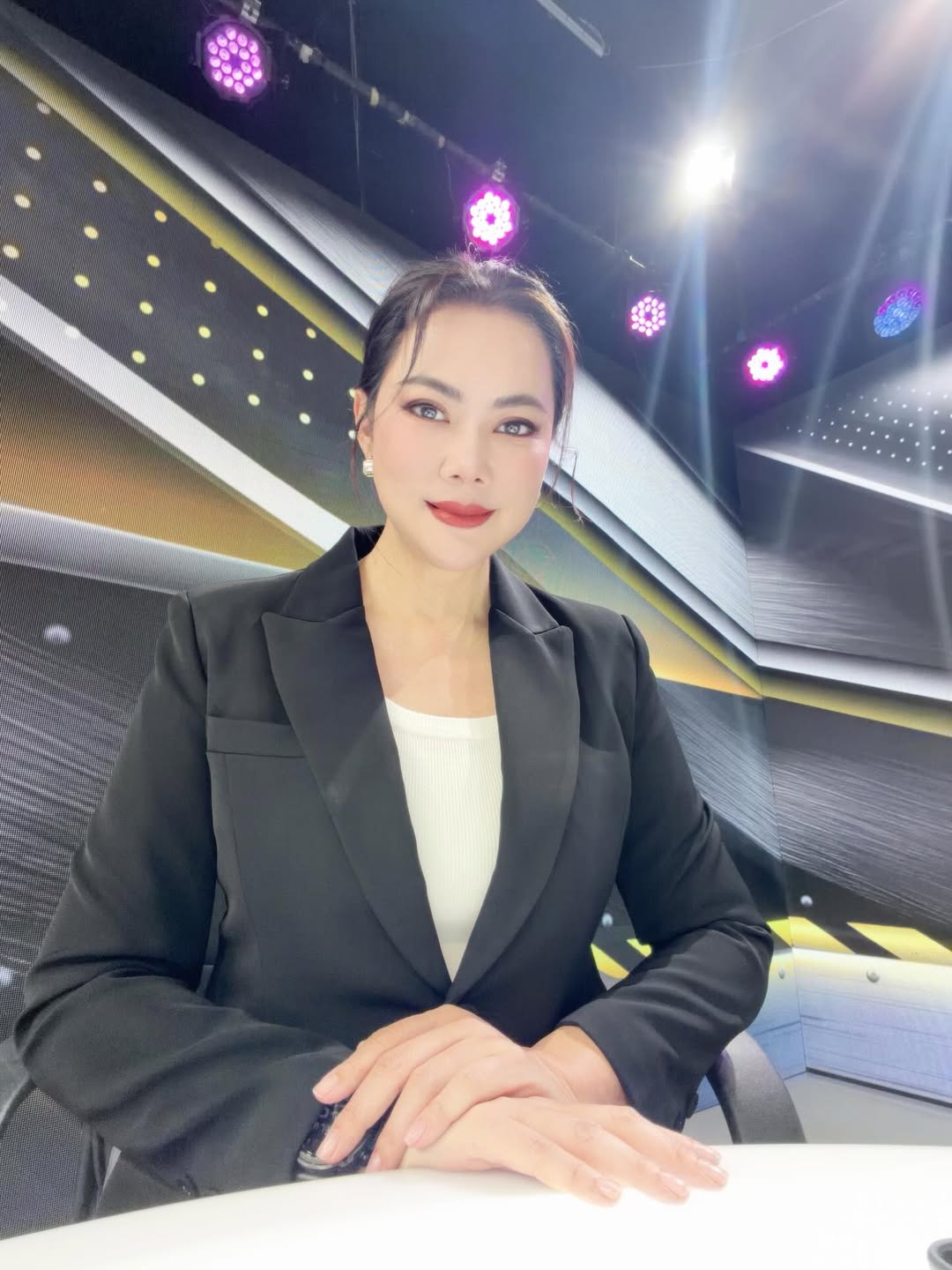 บุ๋ม - ปนัดดา วงศ์ผู้ดี