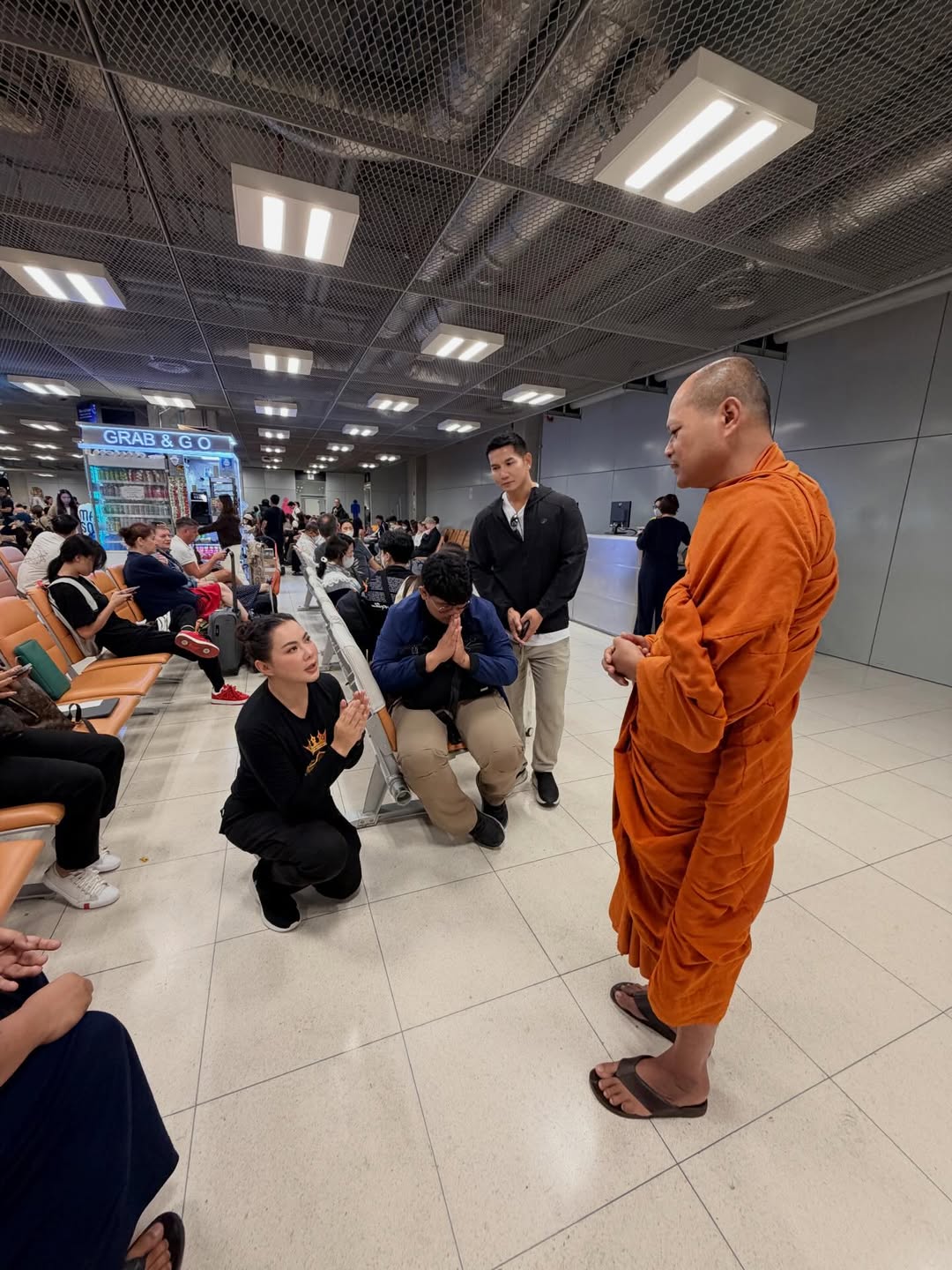 บุ๋ม - ปนัดดา วงศ์ผู้ดี