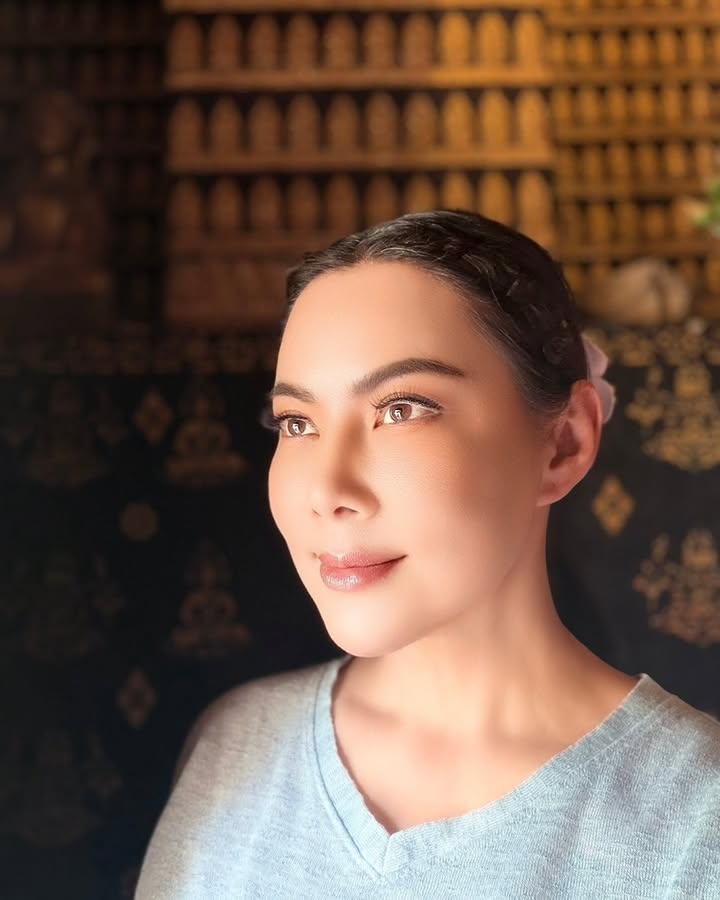 บุ๋ม - ปนัดดา วงศ์ผู้ดี