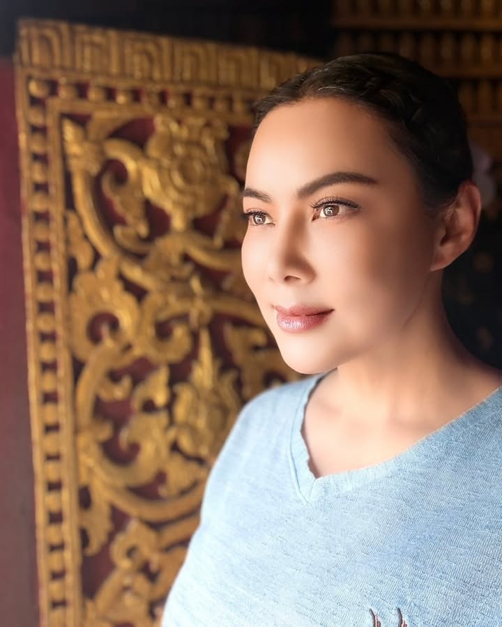 บุ๋ม - ปนัดดา วงศ์ผู้ดี