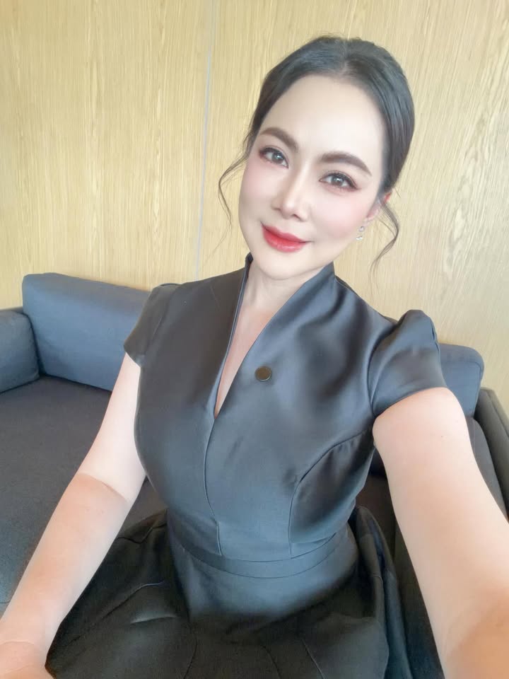 บุ๋ม - ปนัดดา วงศ์ผู้ดี