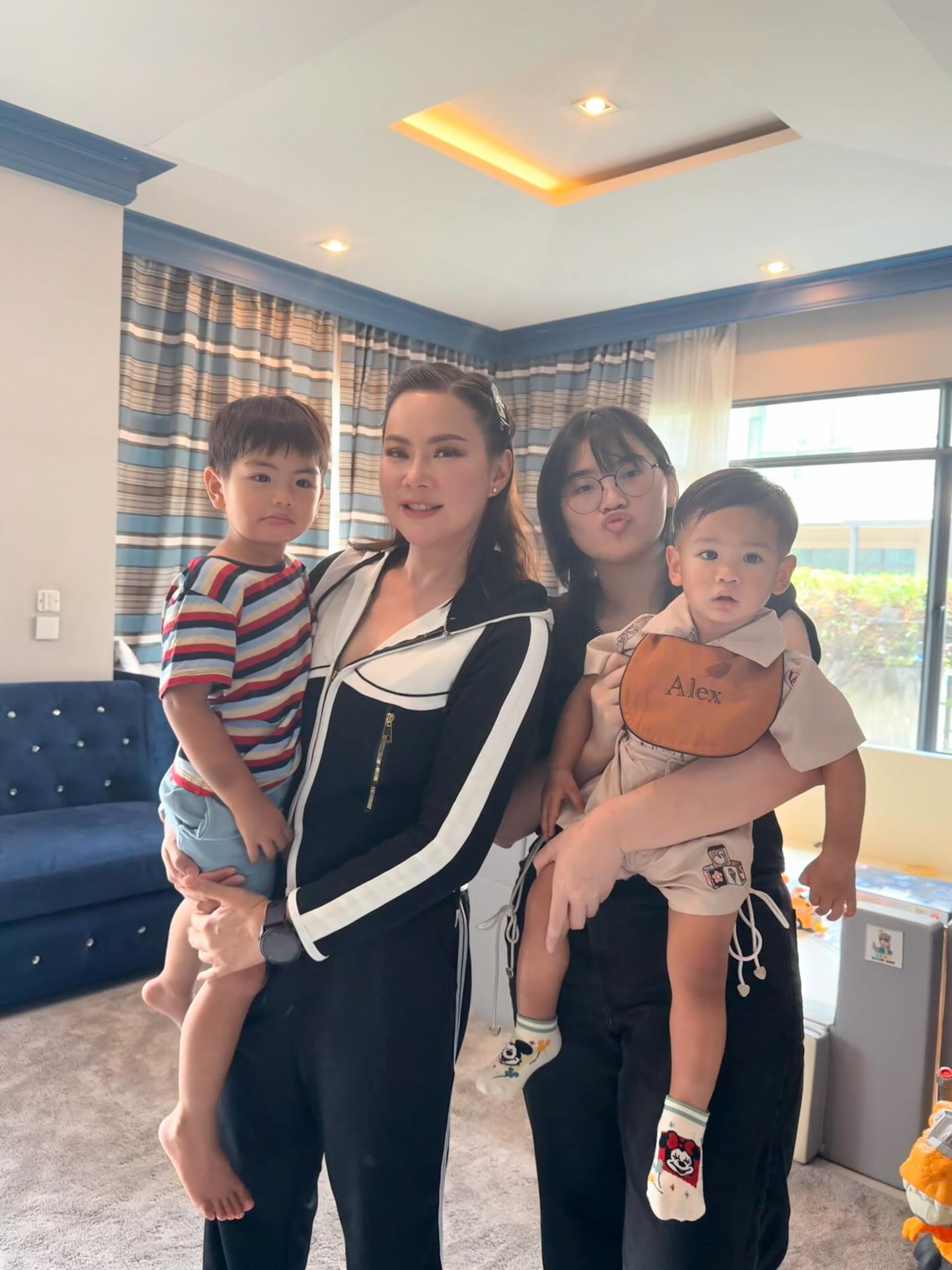 บุ๋ม - ปนัดดา วงศ์ผู้ดี