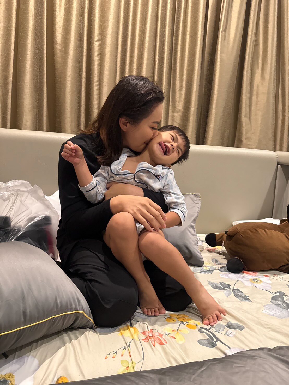 บุ๋ม - ปนัดดา วงศ์ผู้ดี