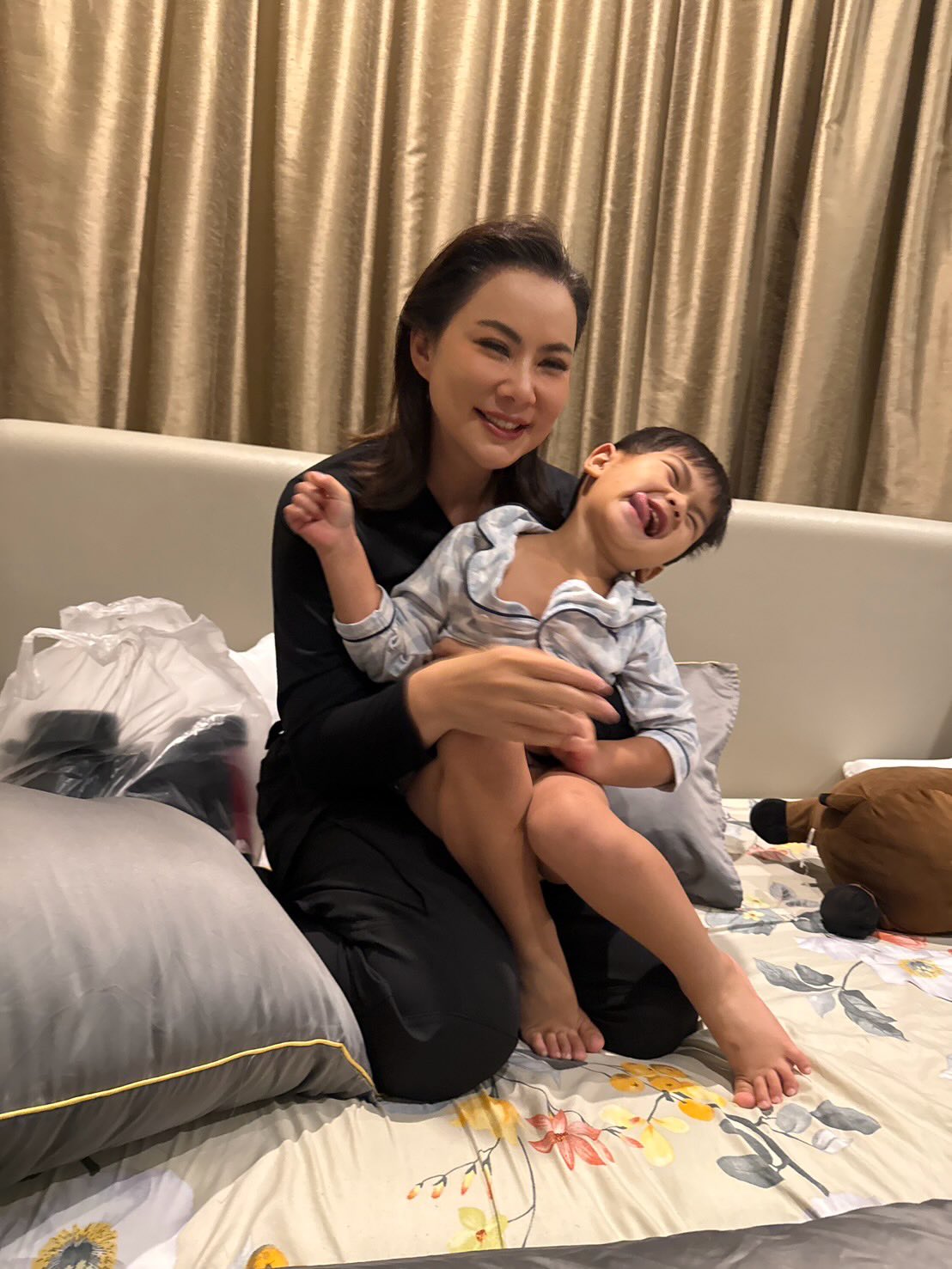 บุ๋ม - ปนัดดา วงศ์ผู้ดี