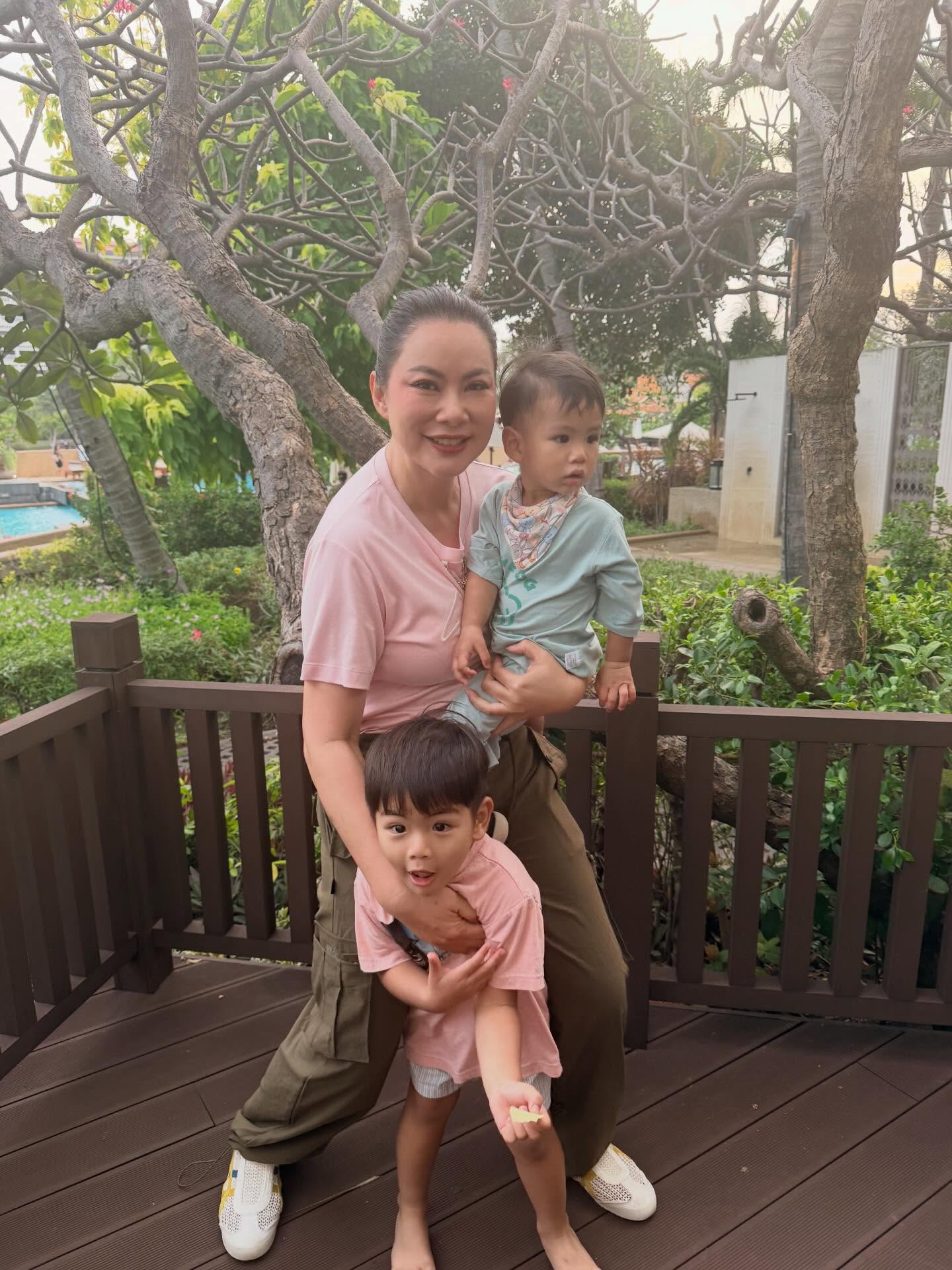 บุ๋ม - ปนัดดา วงศ์ผู้ดี