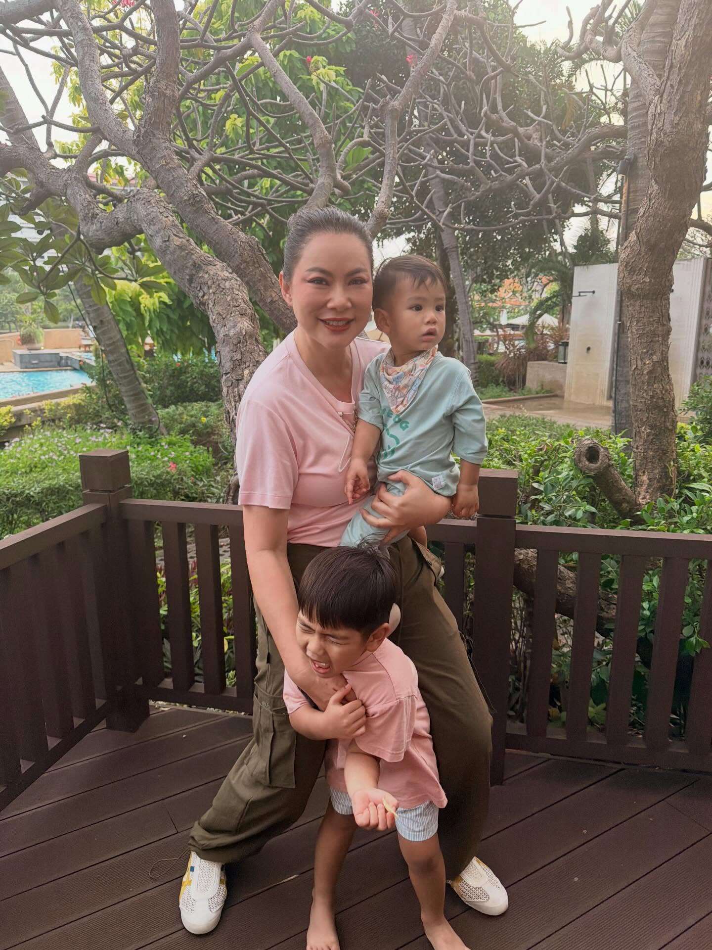 บุ๋ม - ปนัดดา วงศ์ผู้ดี