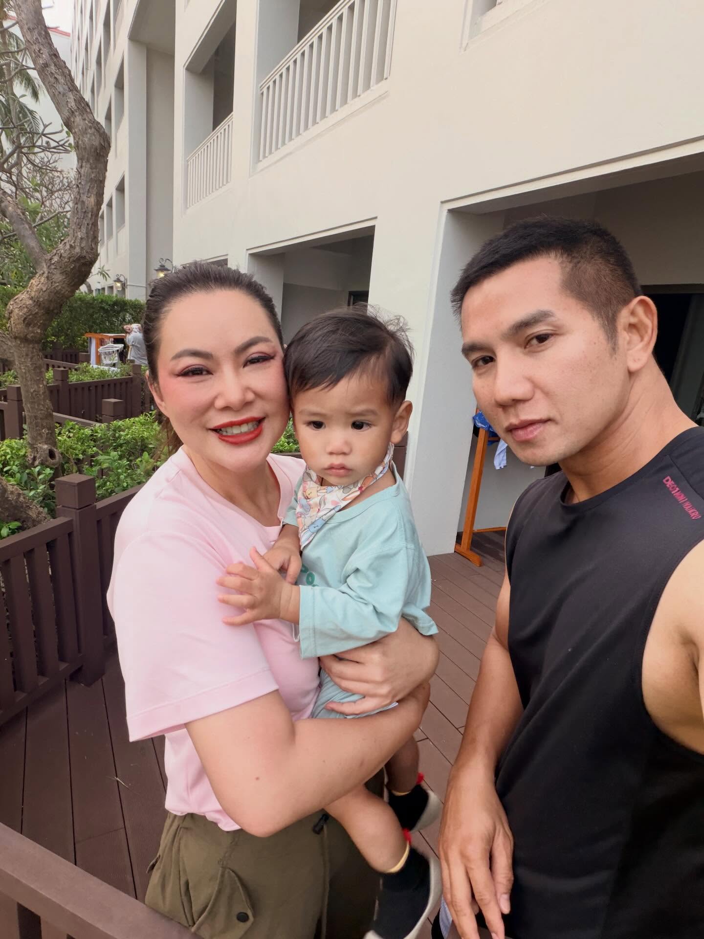 บุ๋ม - ปนัดดา วงศ์ผู้ดี